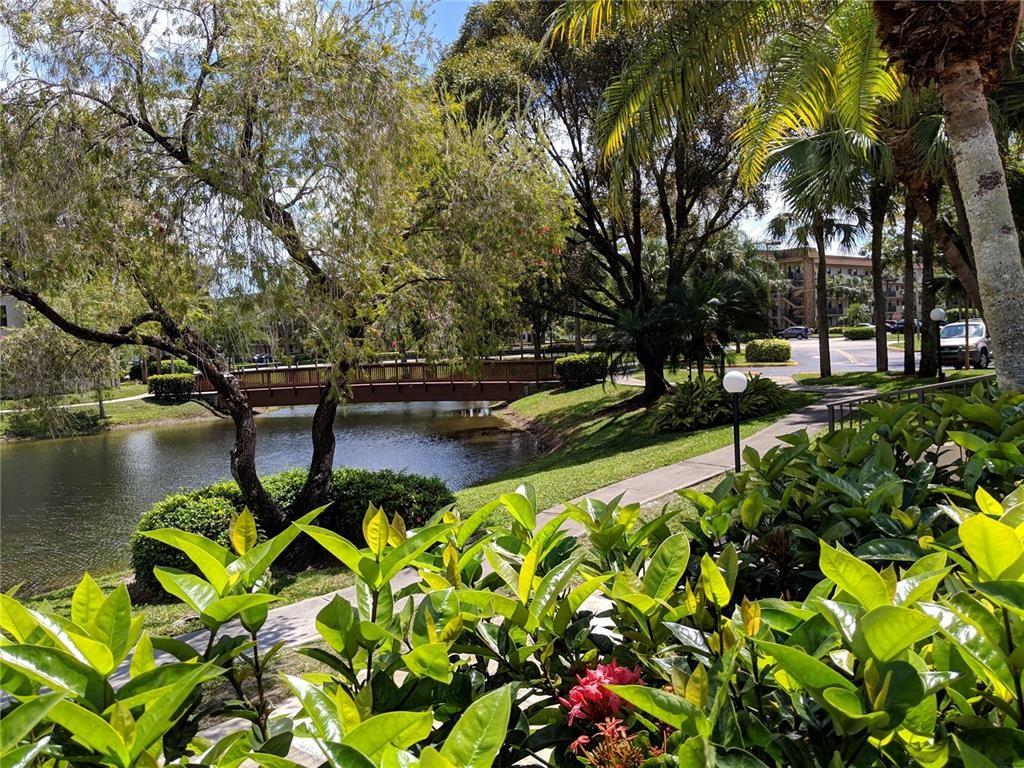 LAKES OF CARRIAGE HILLS - Residential