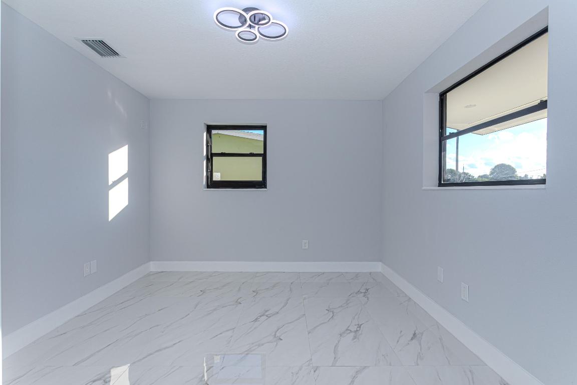 PALM SPRINGS VILLAGE 8 - Residential