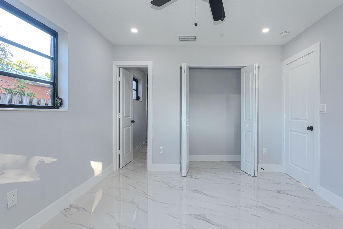 PALM SPRINGS VILLAGE 8 - Residential