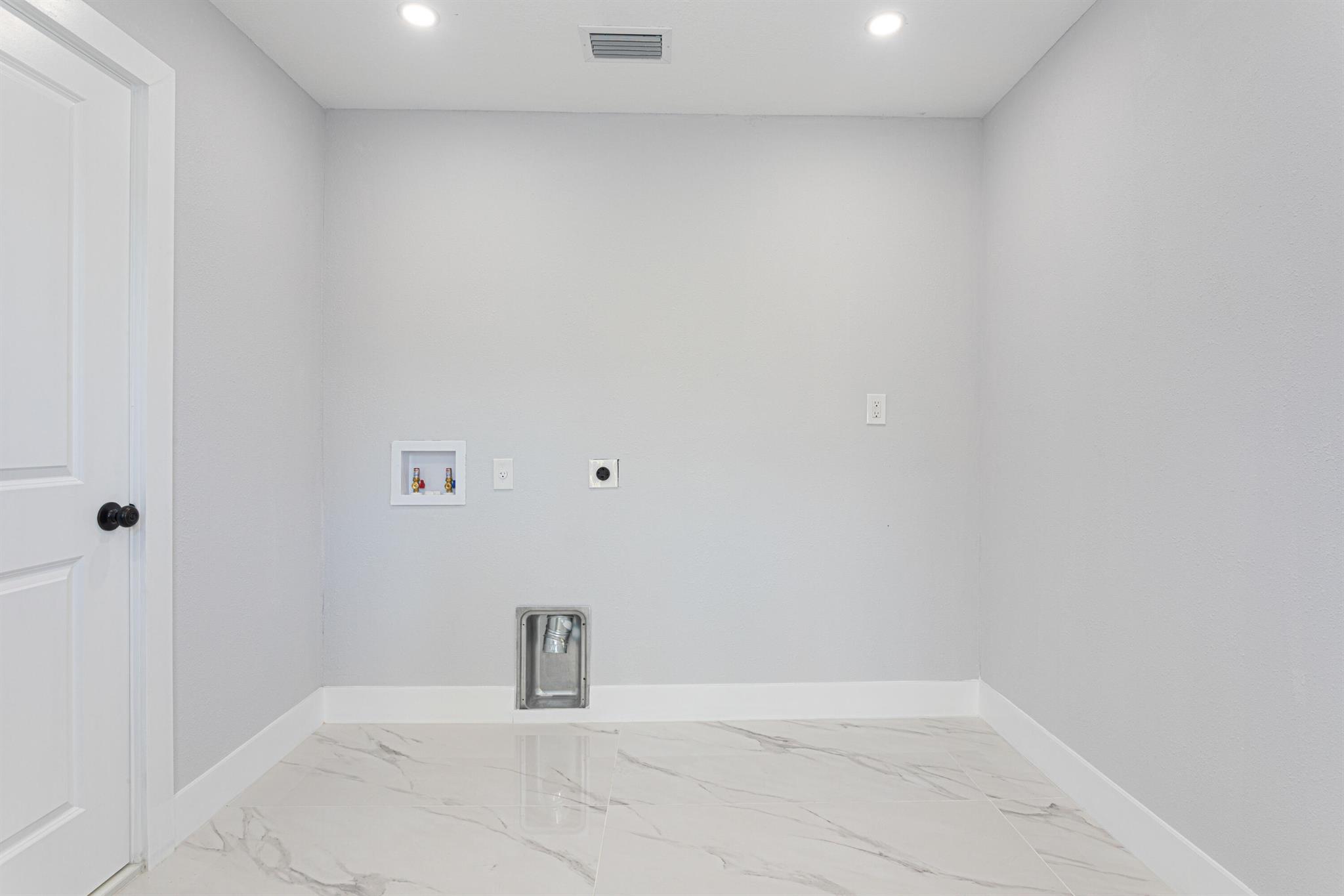 PALM SPRINGS VILLAGE 8 - Residential