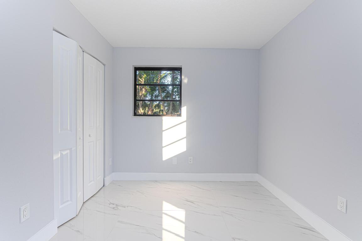 PALM SPRINGS VILLAGE 8 - Residential