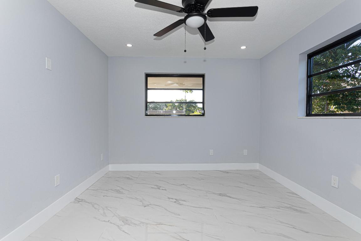 PALM SPRINGS VILLAGE 8 - Residential