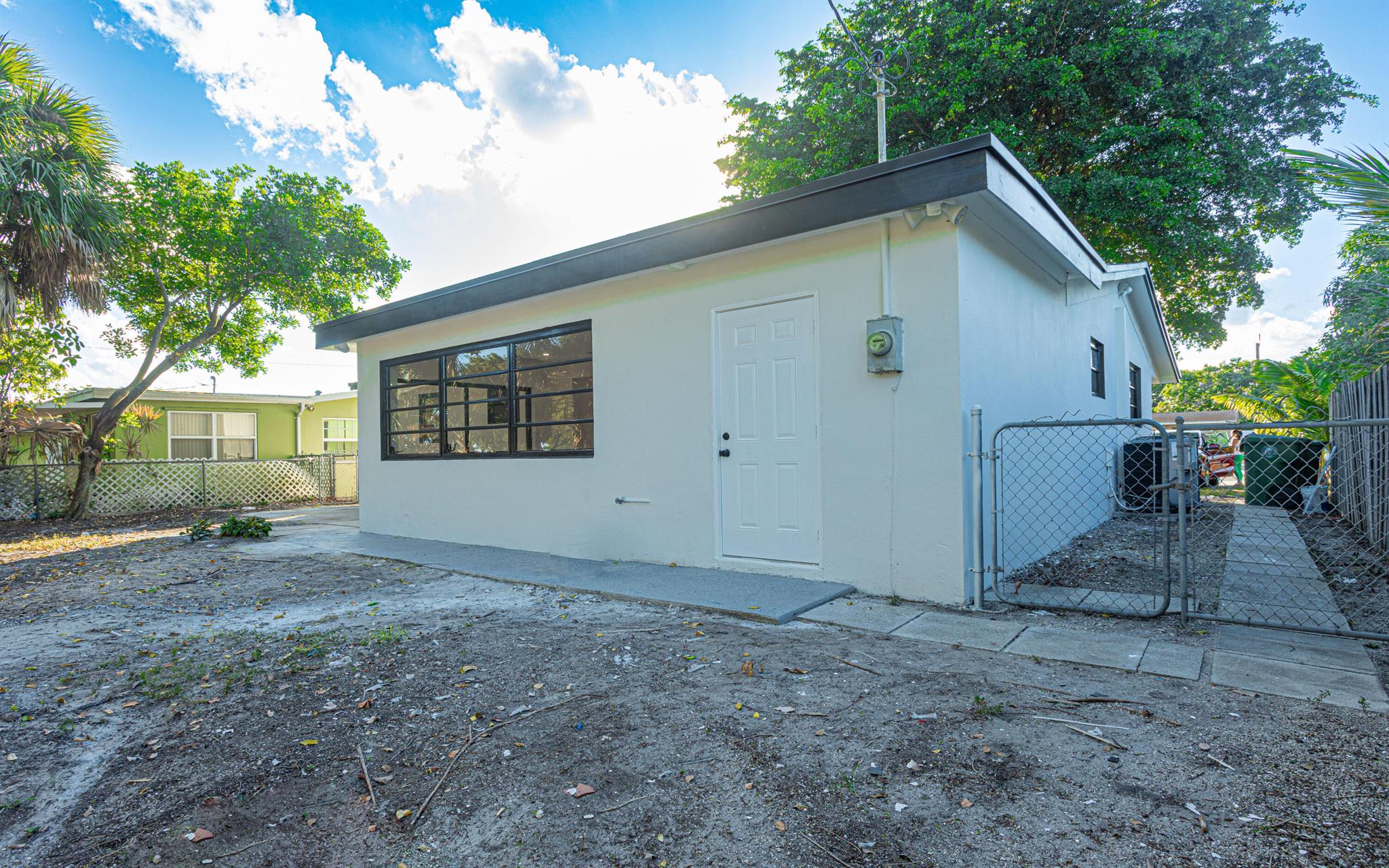 PALM SPRINGS VILLAGE 8 - Residential