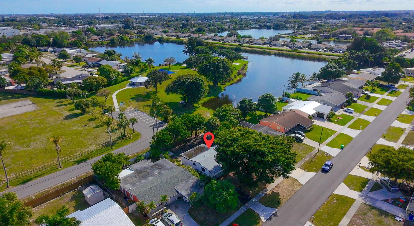 PALM SPRINGS VILLAGE 8 - Residential