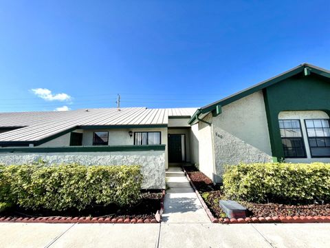 A home in Port St Lucie