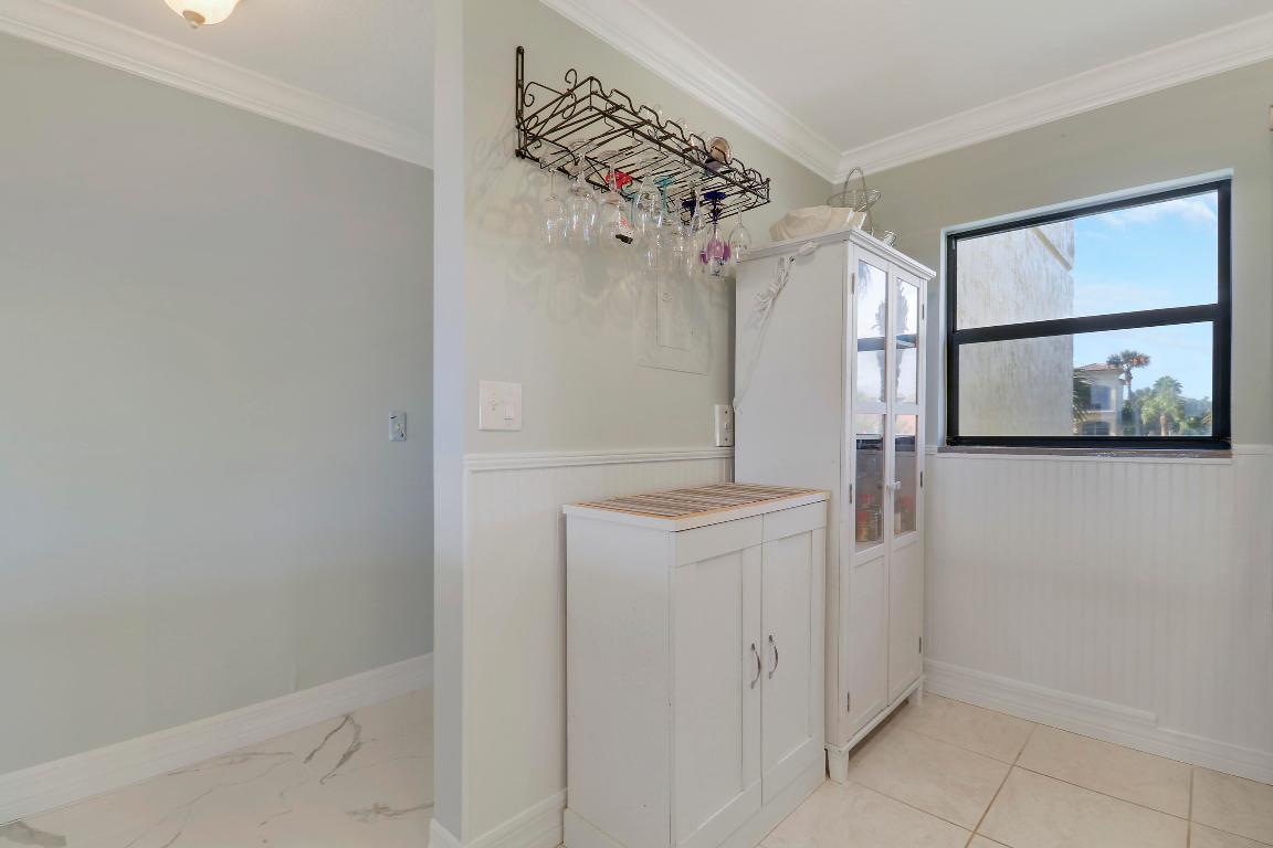 7420 S Ocean Drive C-211