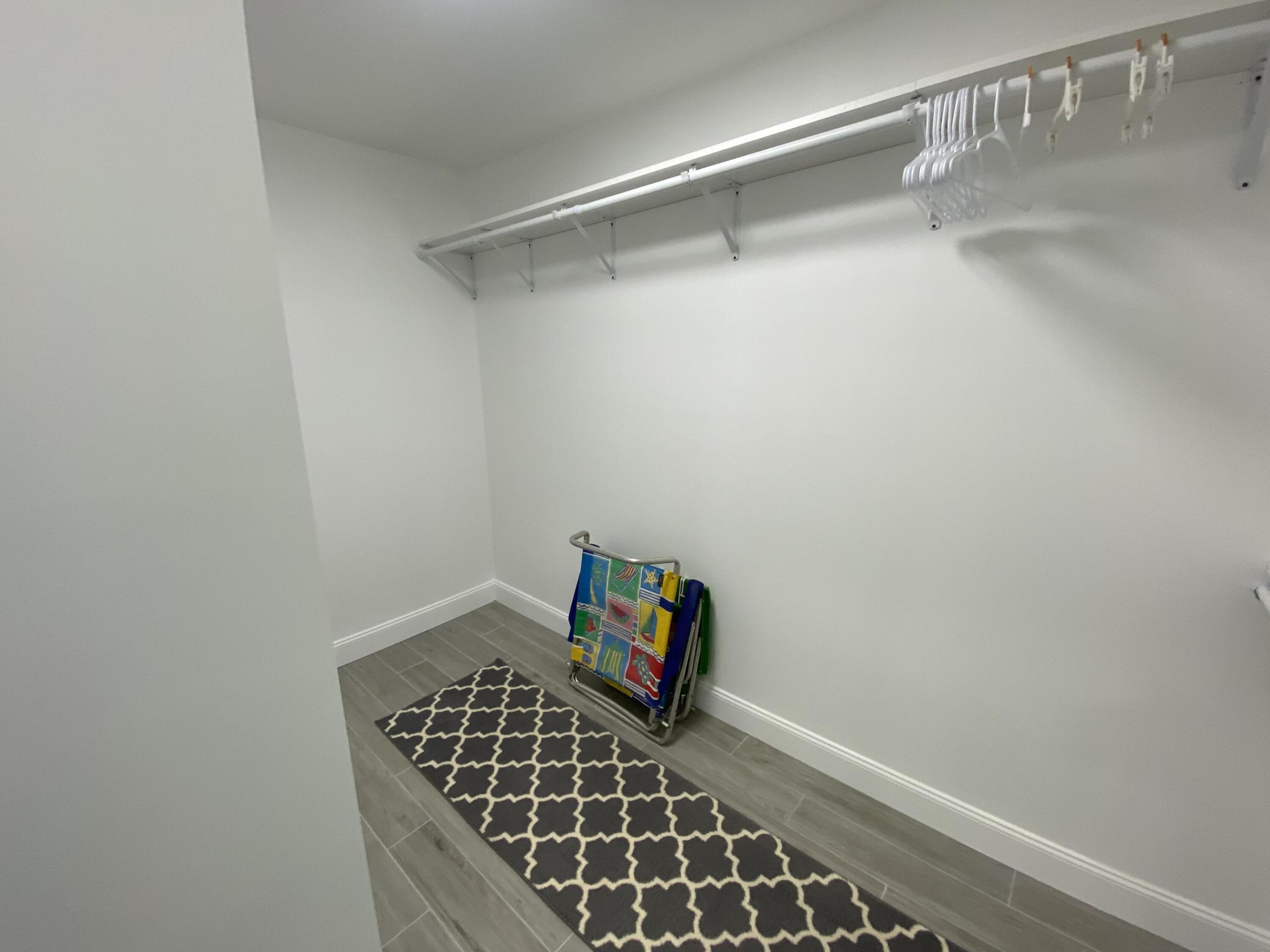 Aquarius - Residential Lease