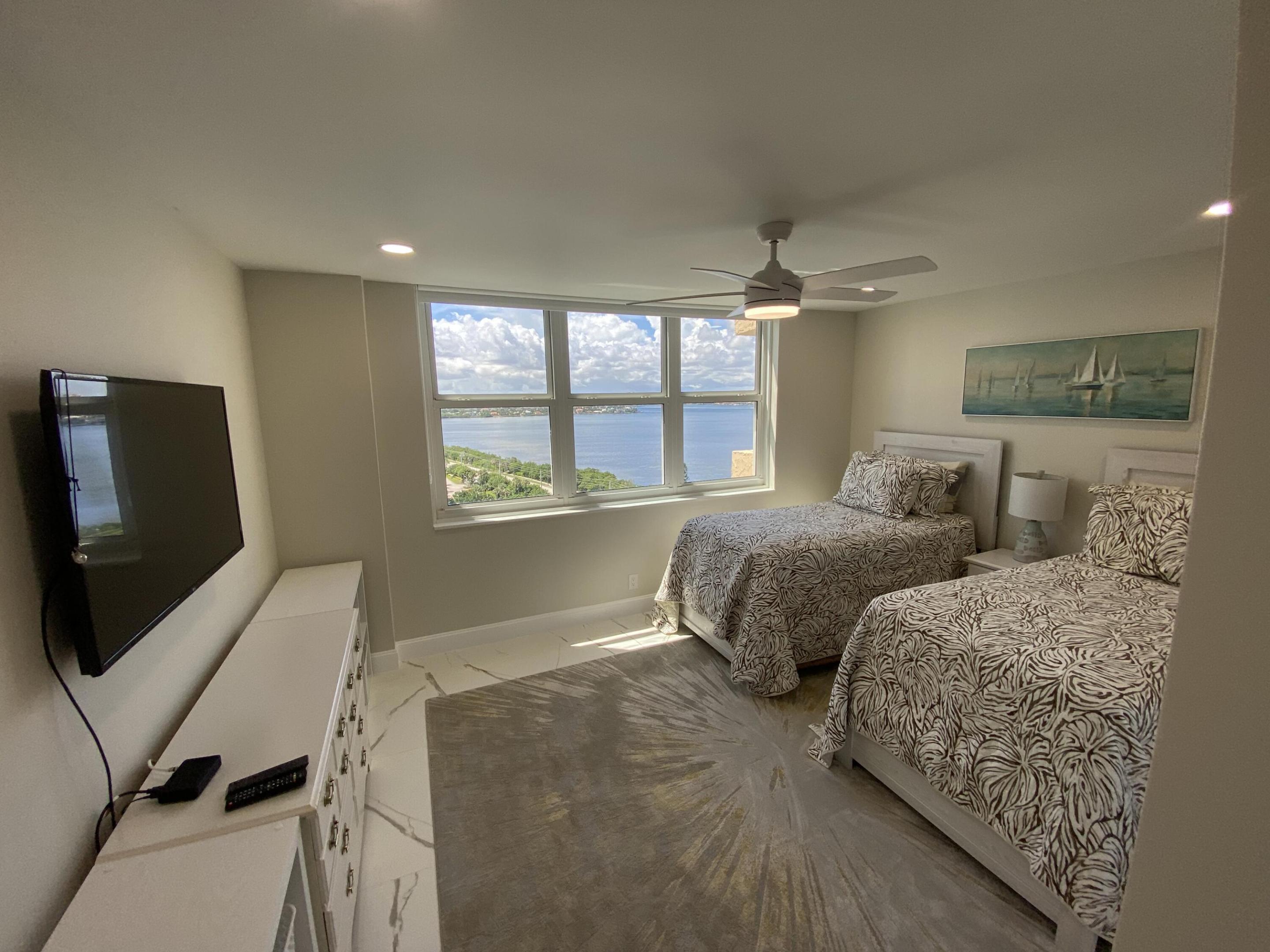 Aquarius - Residential Lease