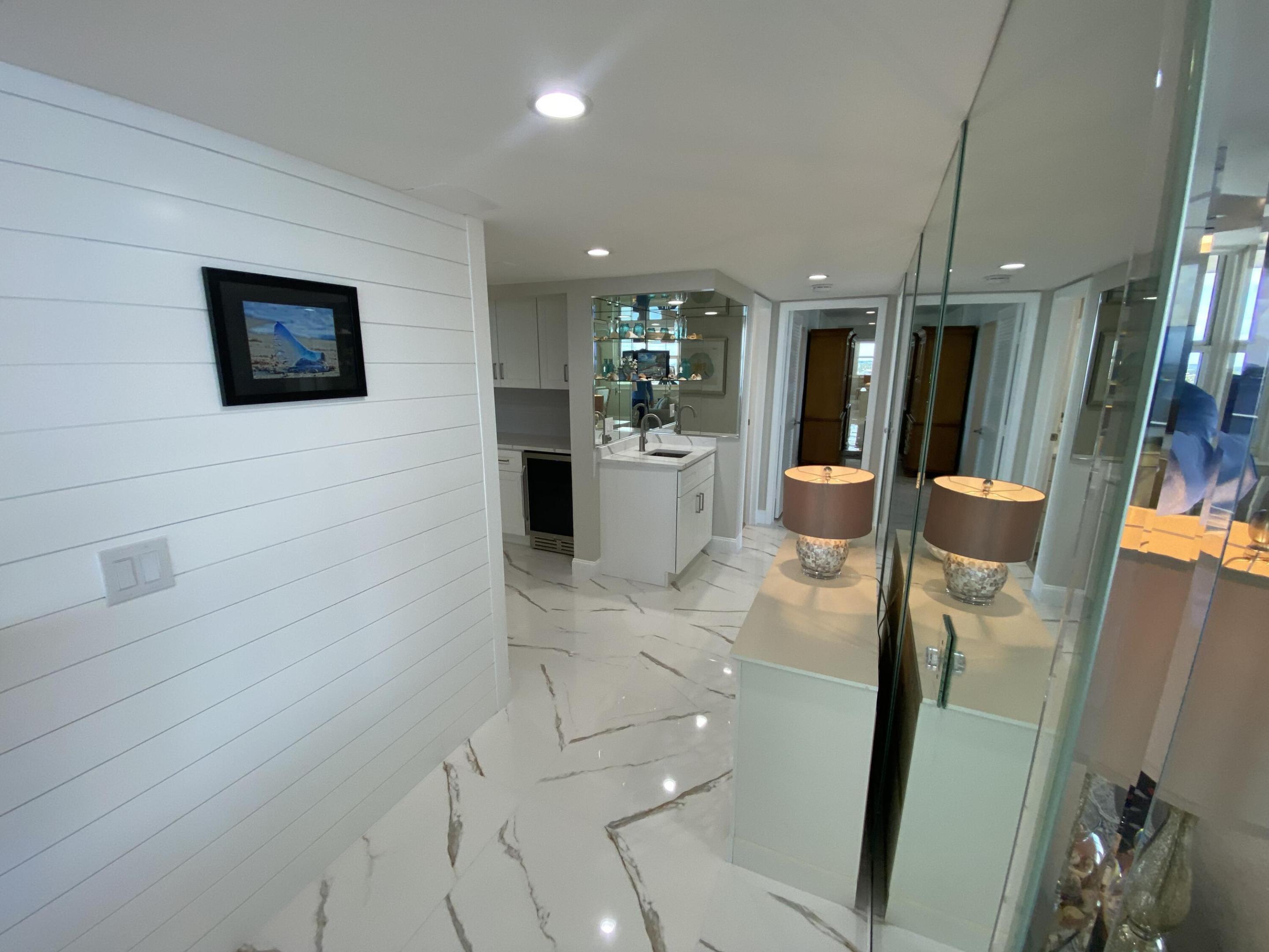 Aquarius - Residential Lease