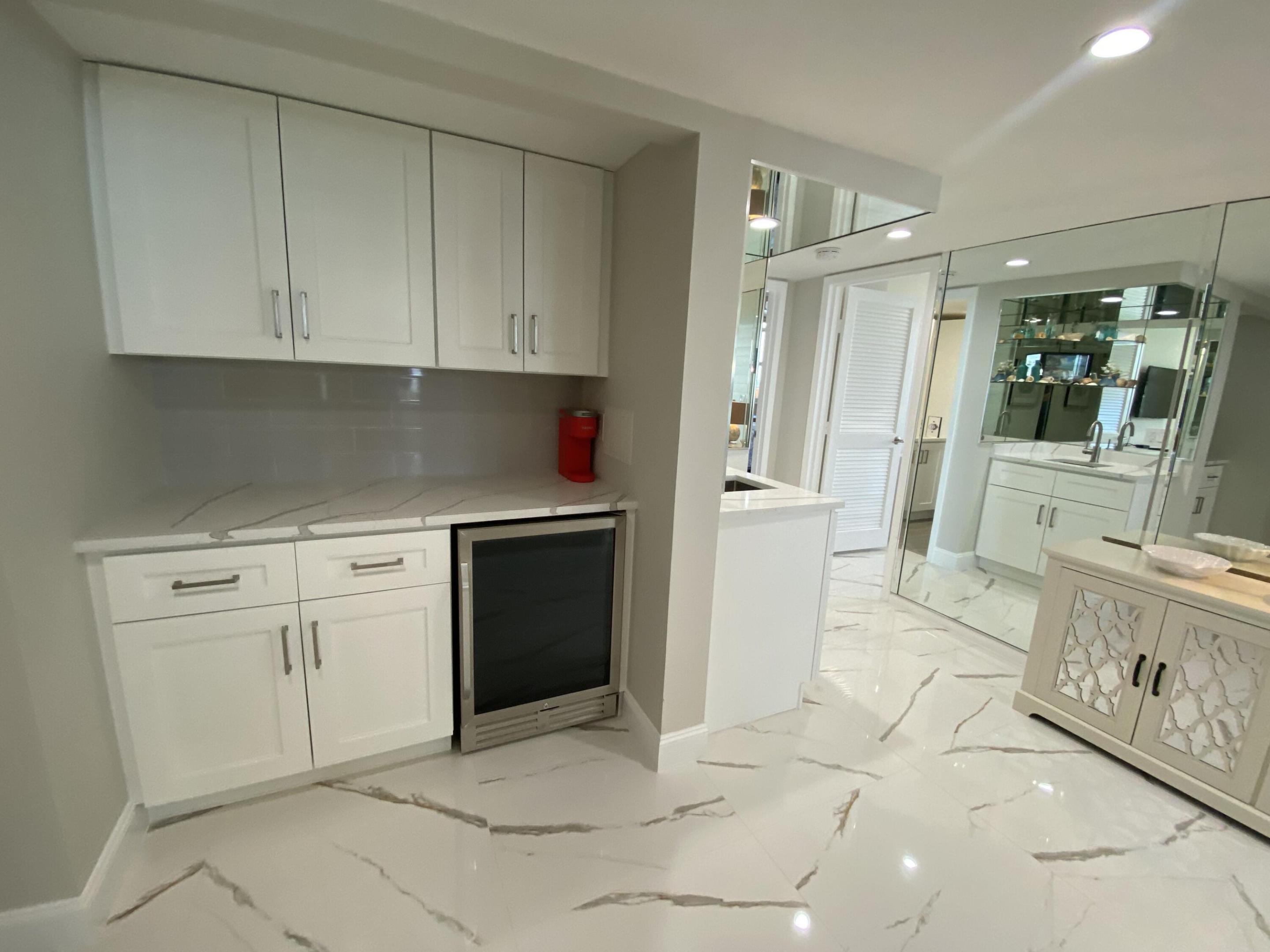 Aquarius - Residential Lease