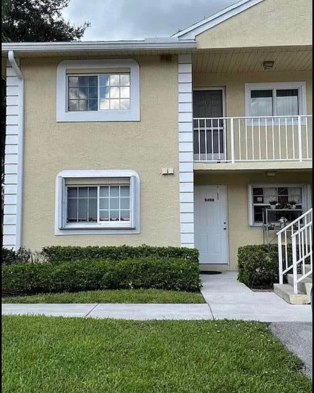 Photo of 1605 Palm Beach Trace Drive, Royal Palm Beach, FL 33411 (MLS # B26037778)