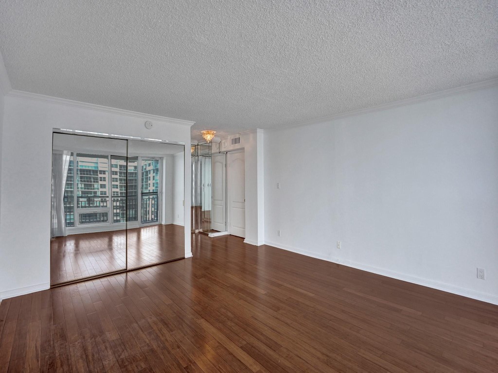 Plaza South - Residential