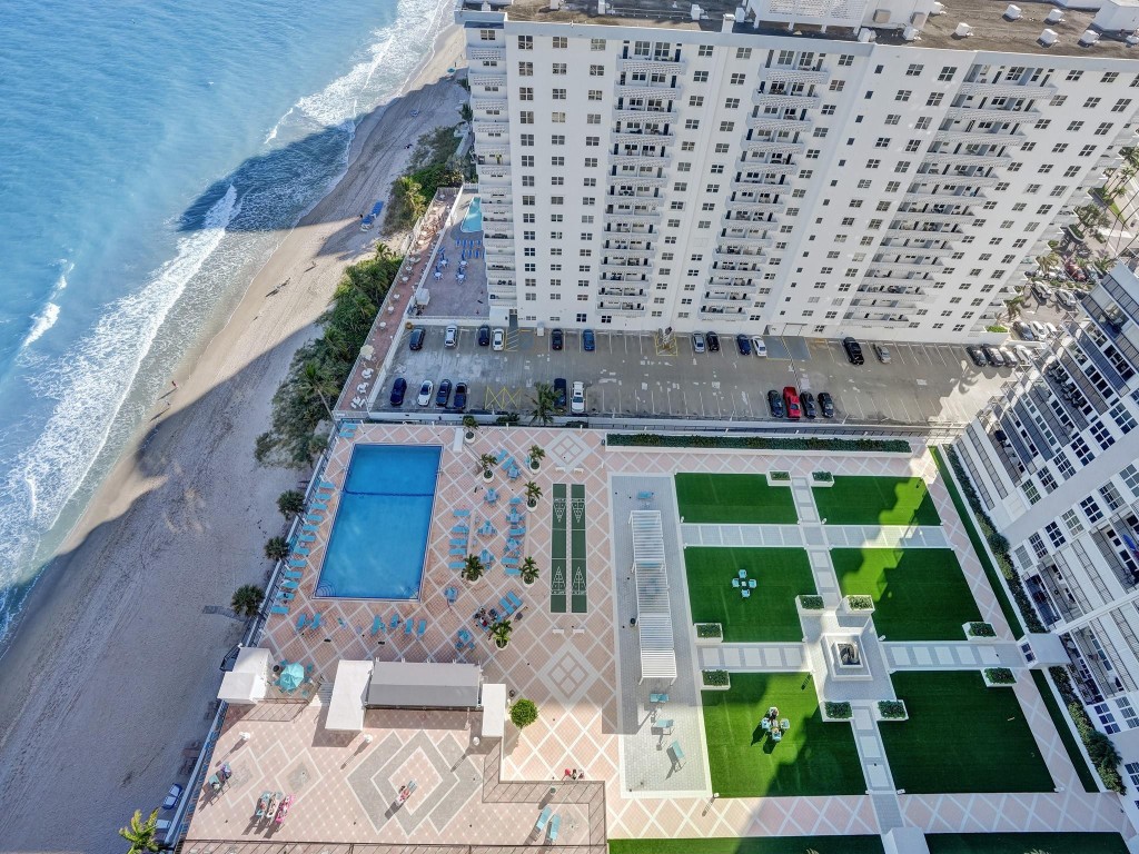 Plaza South - Residential