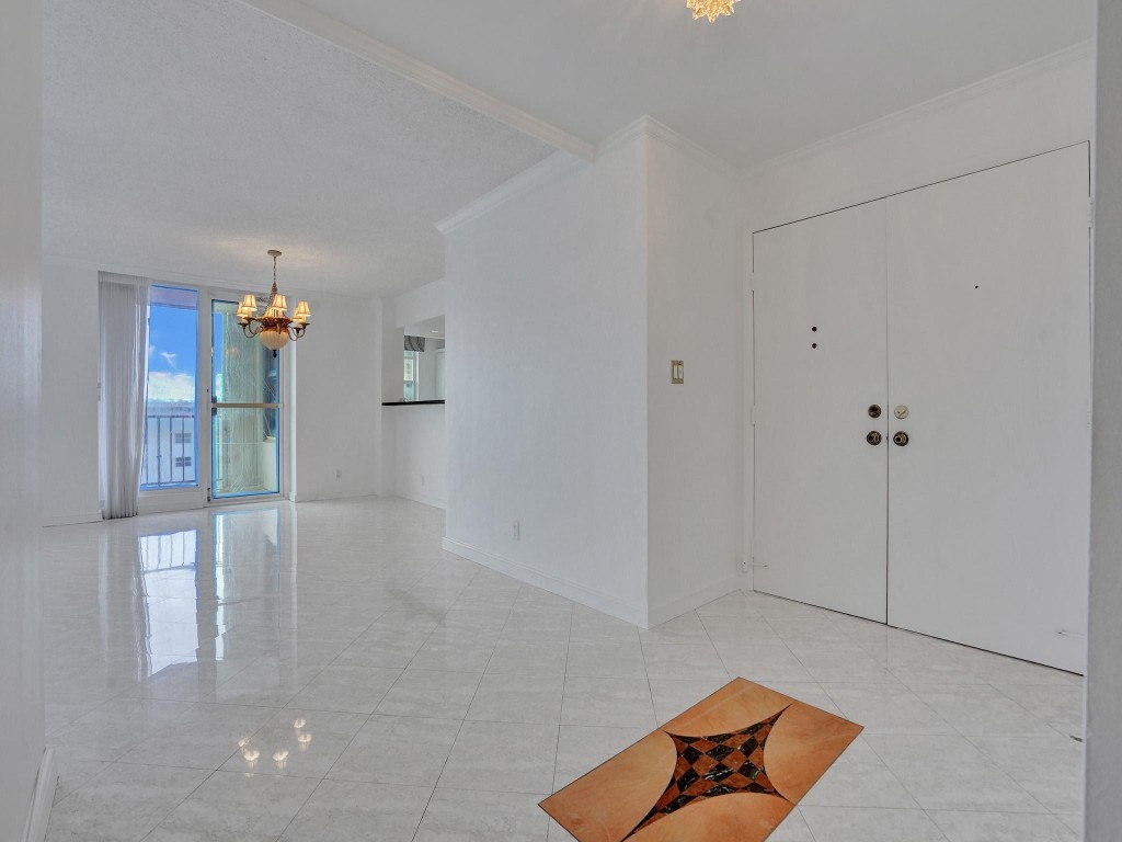 Plaza South - Residential