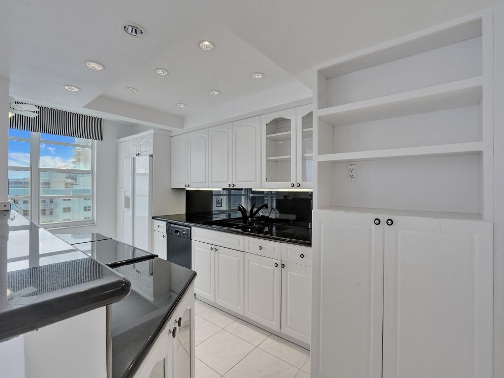 Plaza South - Residential