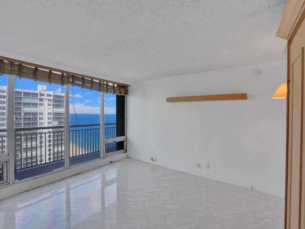 Plaza South - Residential