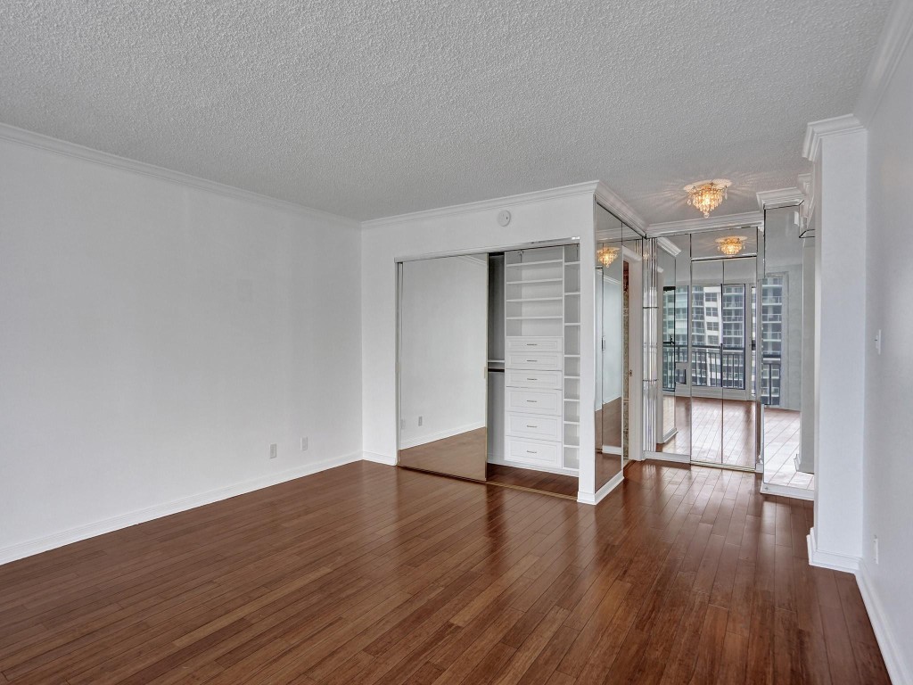 Plaza South - Residential