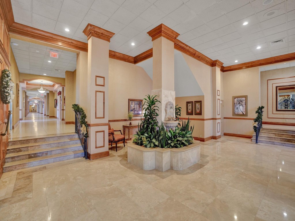 Plaza South - Residential