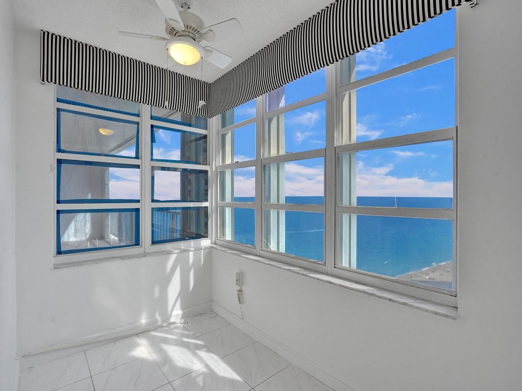 Plaza South - Residential