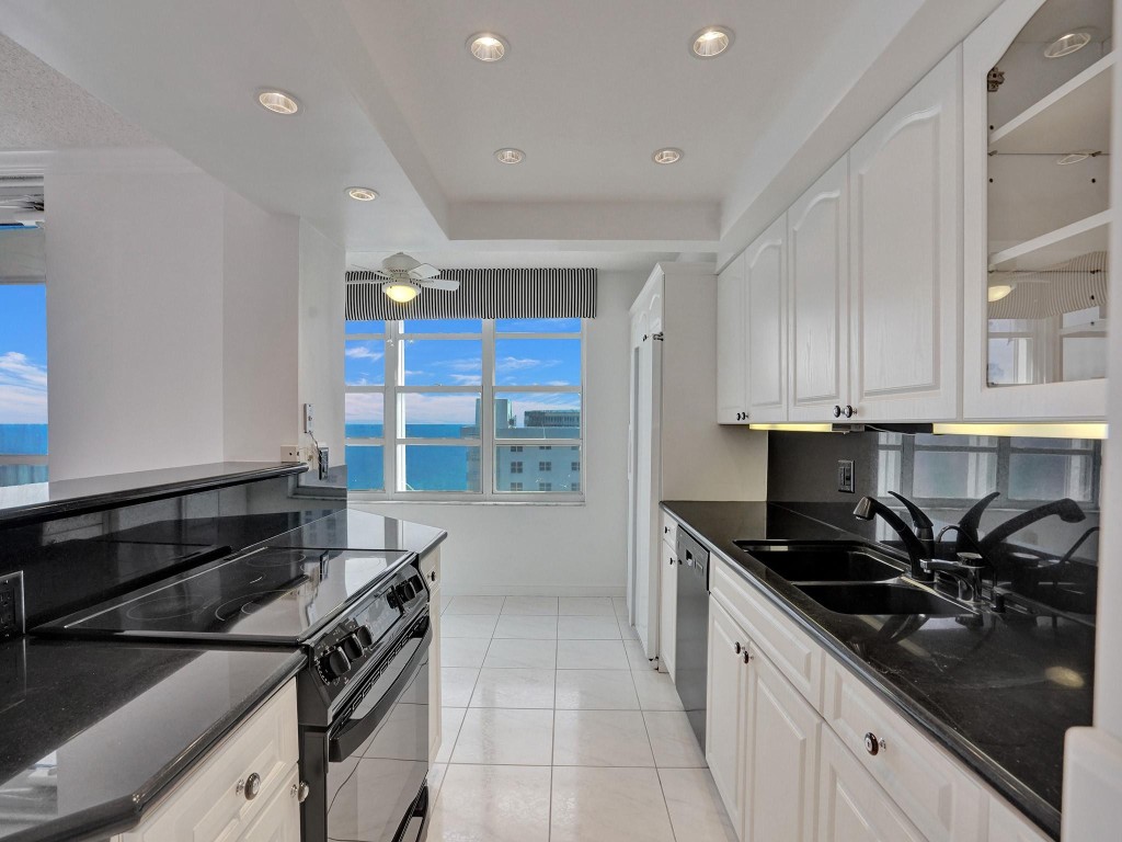 Plaza South - Residential