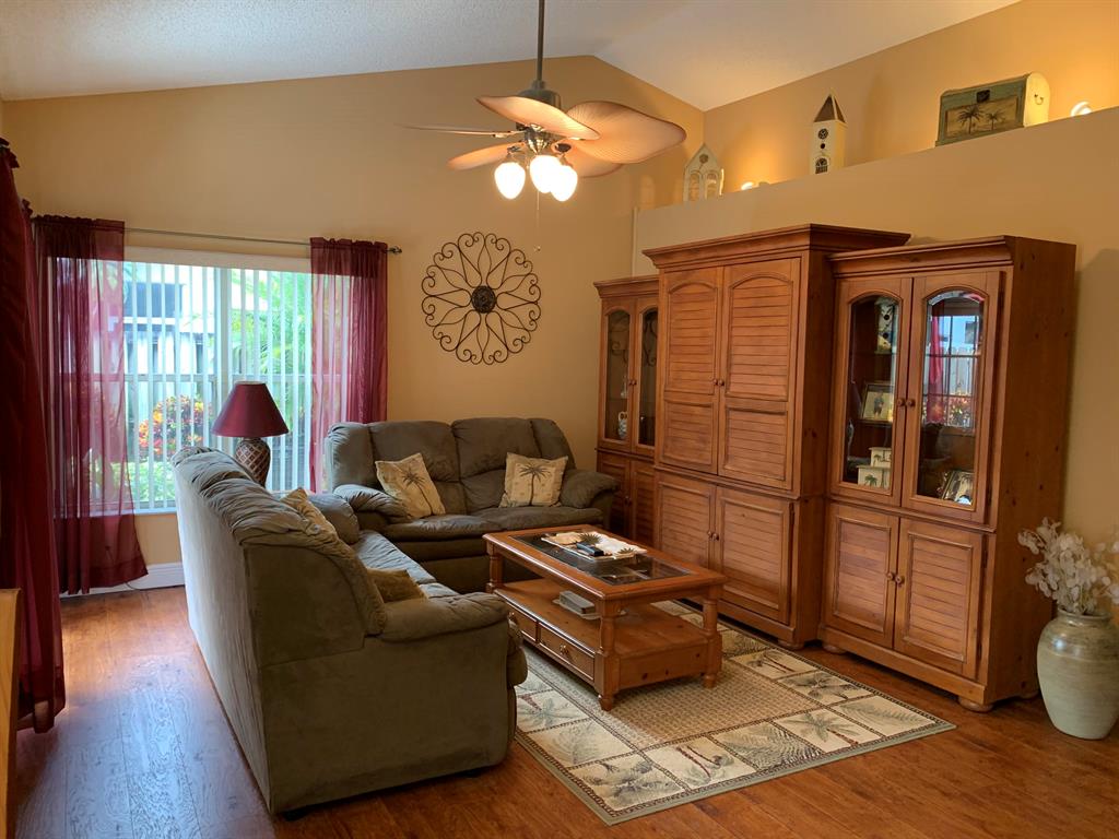 ARBORWOOD - Residential