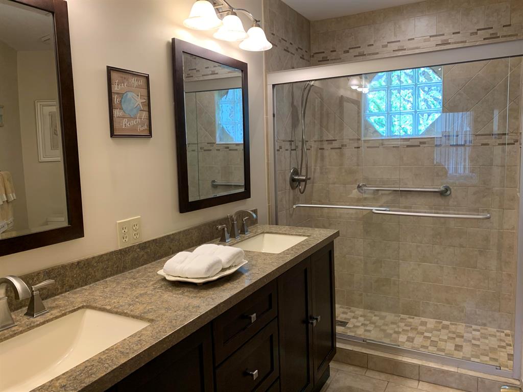 ARBORWOOD - Residential