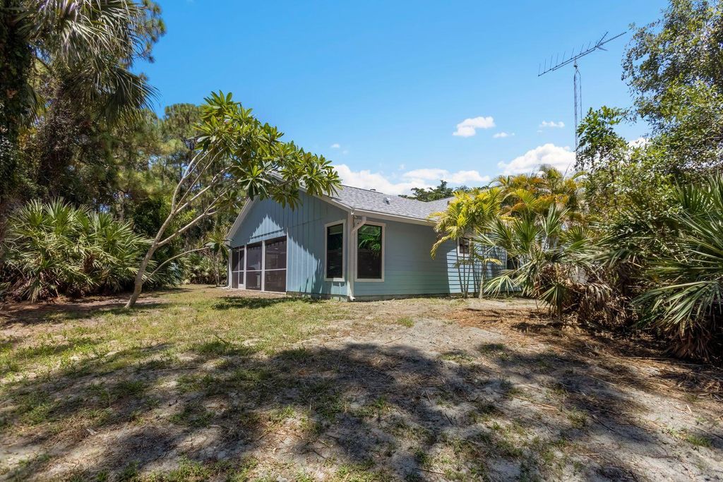 Photo of 15659 113th Trail N, Jupiter, FL 33478 (MLS # R11116798)