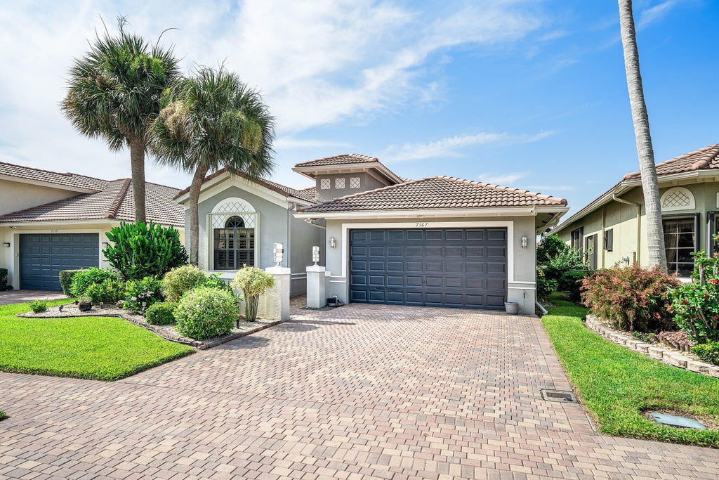 Photo of 7167 Boscanni Drive, Boynton Beach, FL 33437 (MLS # B26075773)