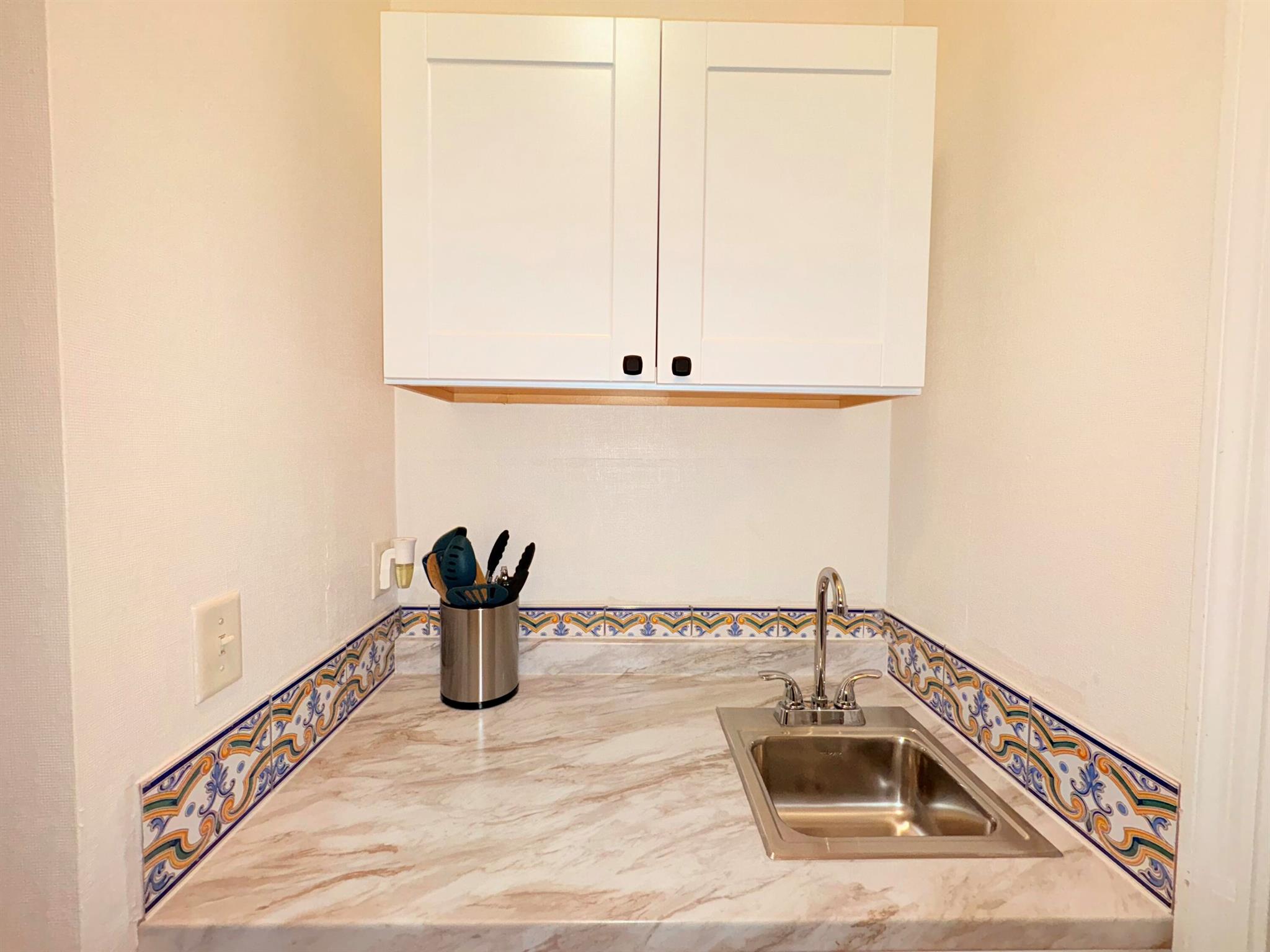 GOLF VILLAS II CONDOMINIU - Residential Lease