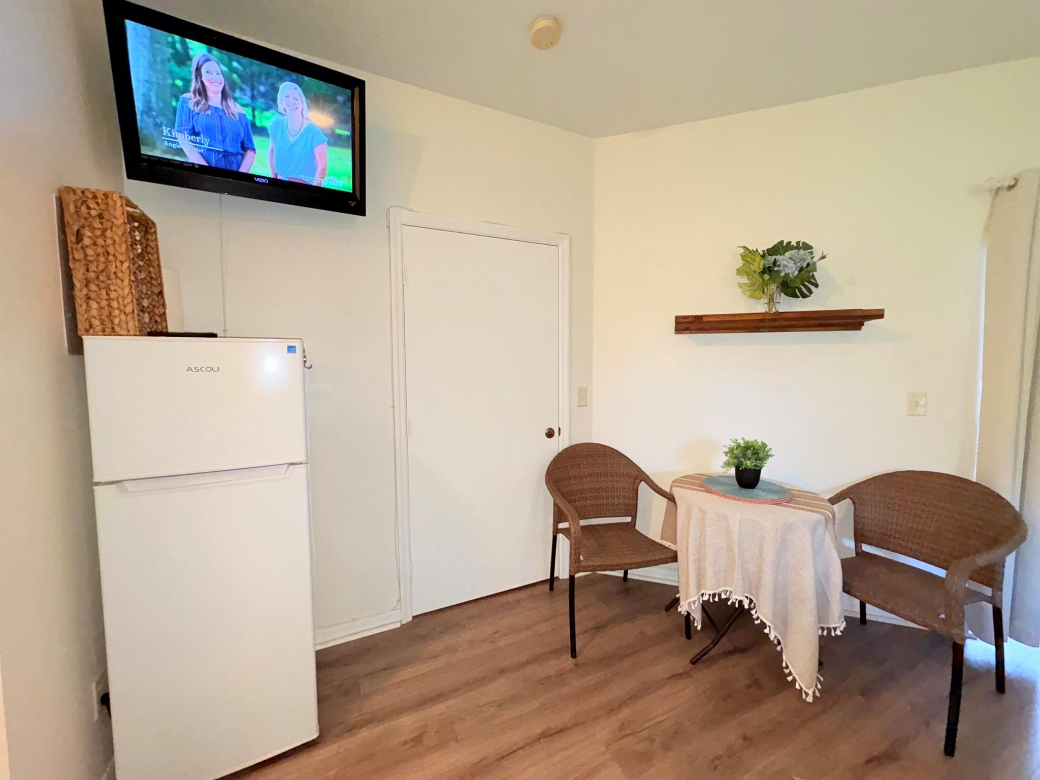 GOLF VILLAS II CONDOMINIU - Residential Lease