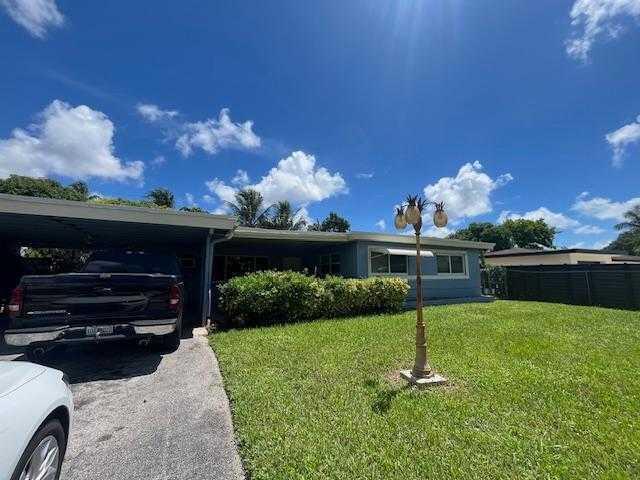 330 Long Island Avenue