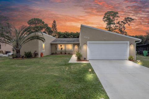 A home in Port St Lucie