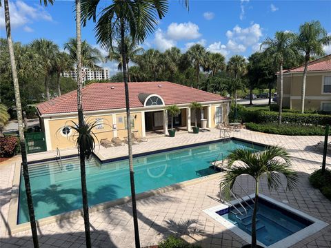 875 Riverside Dr Coral Springs FL 33071