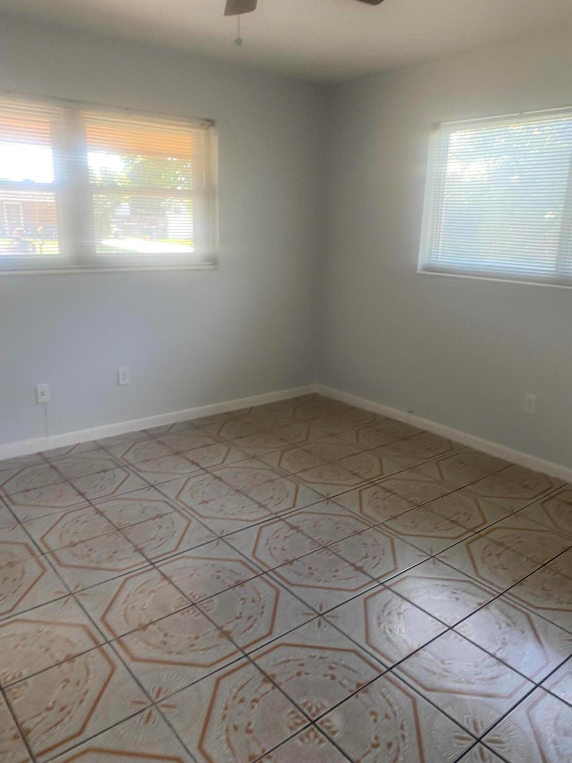 LANGS ACRES - Residential Lease