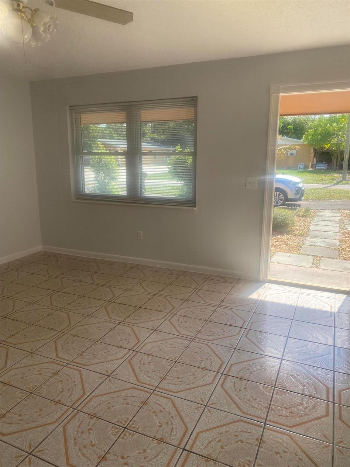 LANGS ACRES - Residential Lease