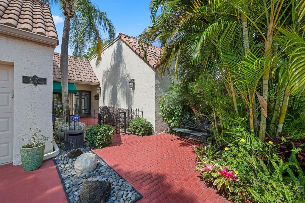 Photo of 6479 Las Flores Drive, Boca Raton, FL 33433 (MLS # R10984679)