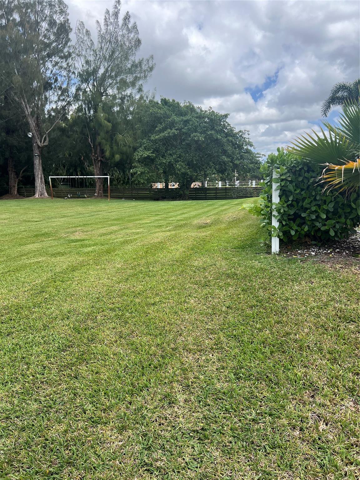Fla Fruit Lands Co Sub 1 - Residential Lease