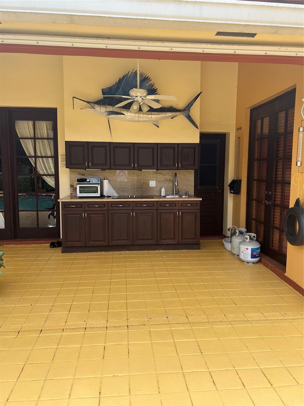 Fla Fruit Lands Co Sub 1 - Residential Lease