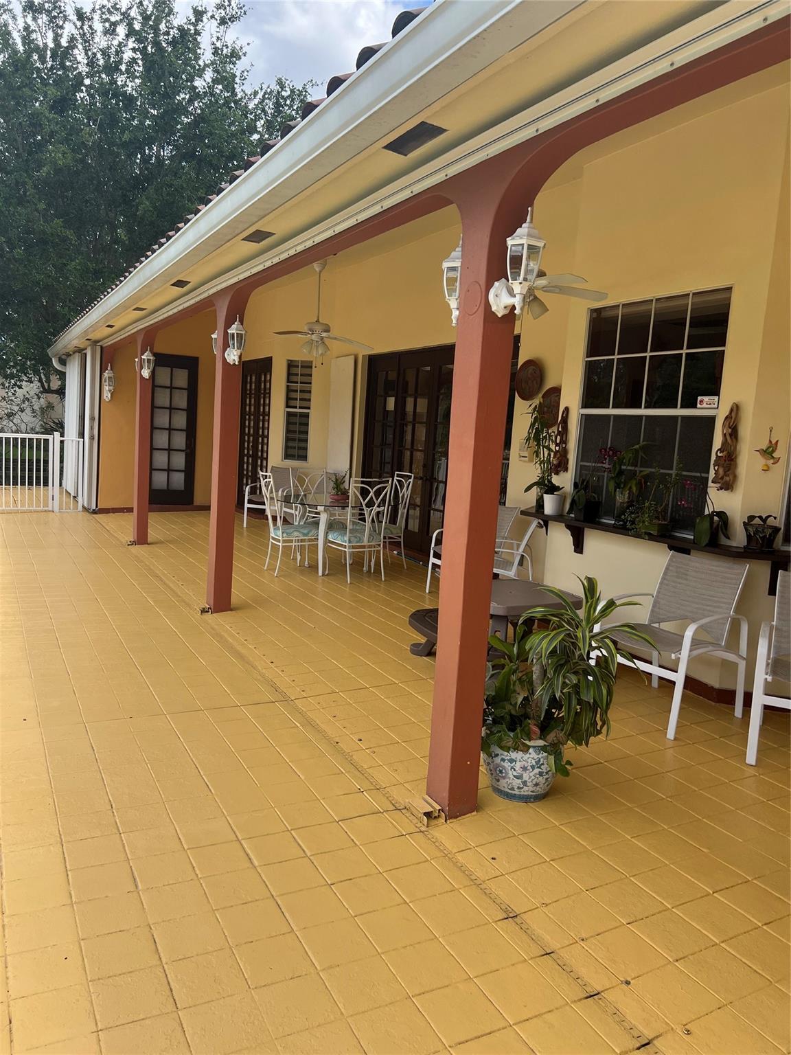 Fla Fruit Lands Co Sub 1 - Residential Lease