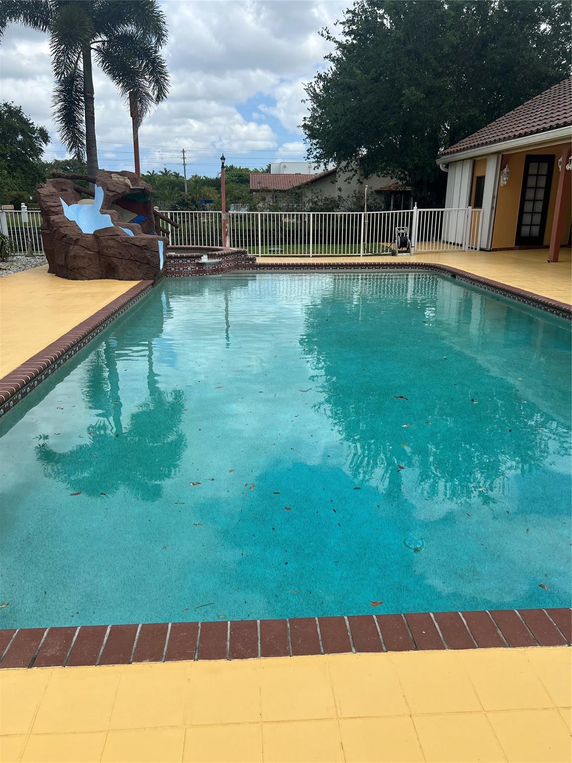 Fla Fruit Lands Co Sub 1 - Residential Lease