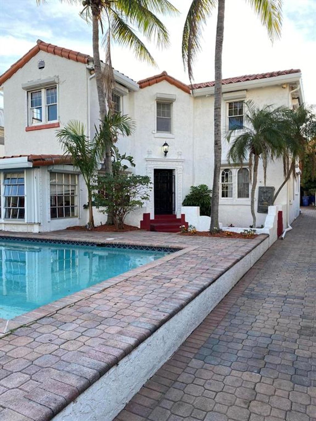 Photo of 414 Lake Shore Drive, Lake Park, FL 33403 (MLS # R10687689)