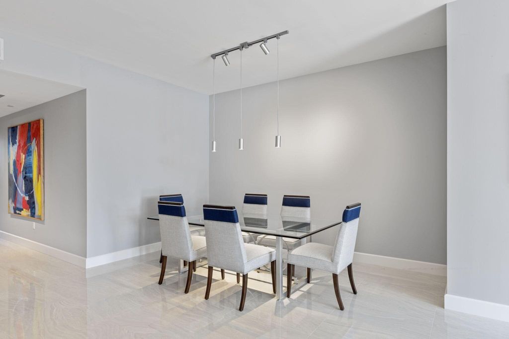 Photo of 2720 Donald Ross Road #206, Palm Beach Gardens, FL 33410 (MLS # R11057662)