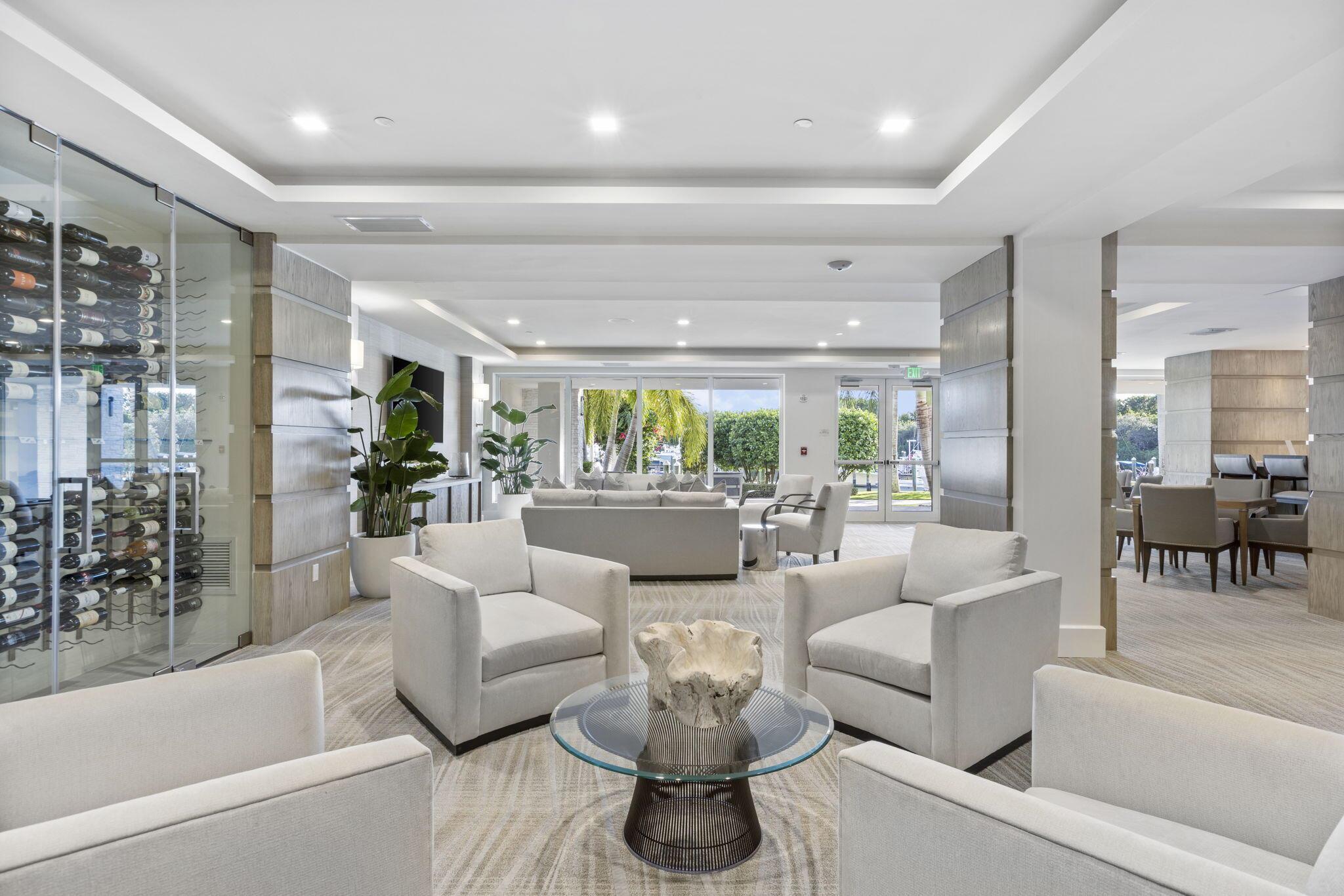 AZURE CONDO - Residential