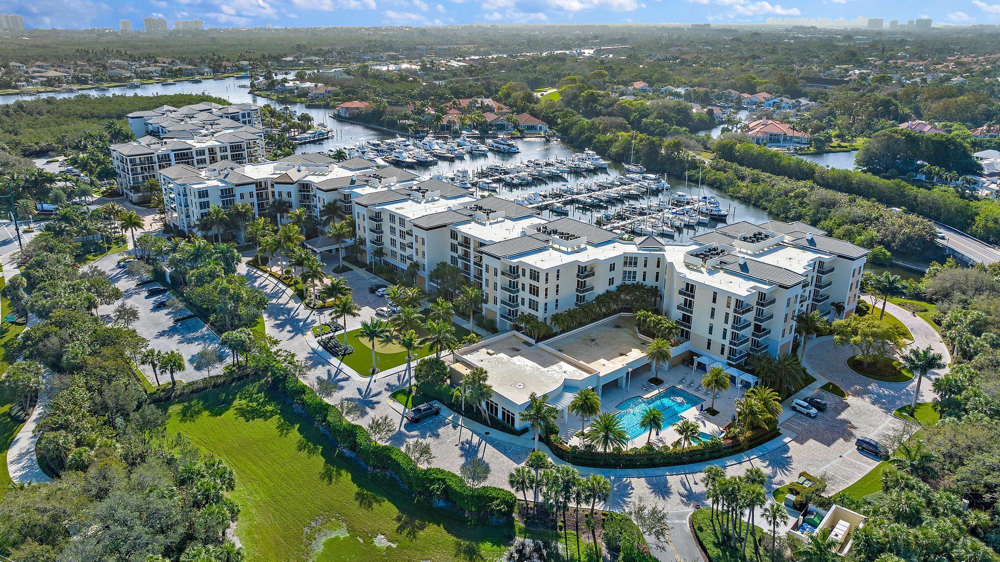 AZURE CONDO - Residential