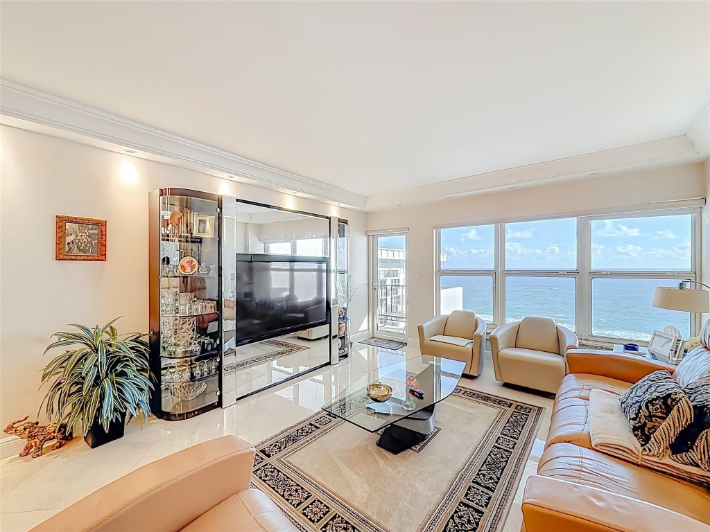 PARLIAMENT HOUSE CONDO - Residential