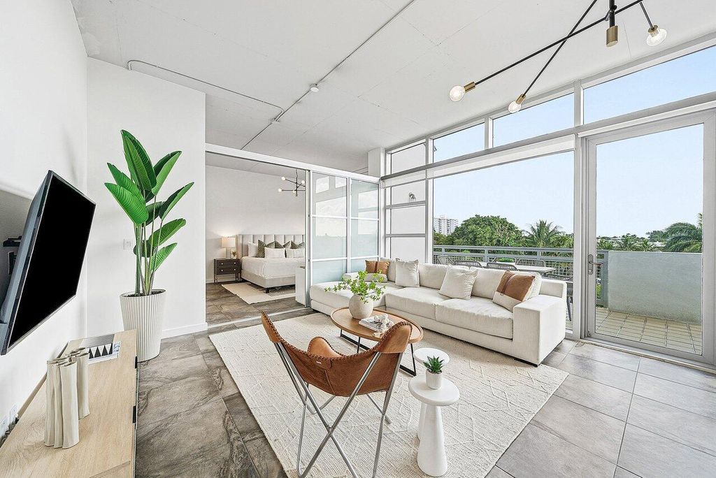 Photo of 365 SE 6th Avenue #403, Delray Beach, FL 33483 (MLS # R11149212)