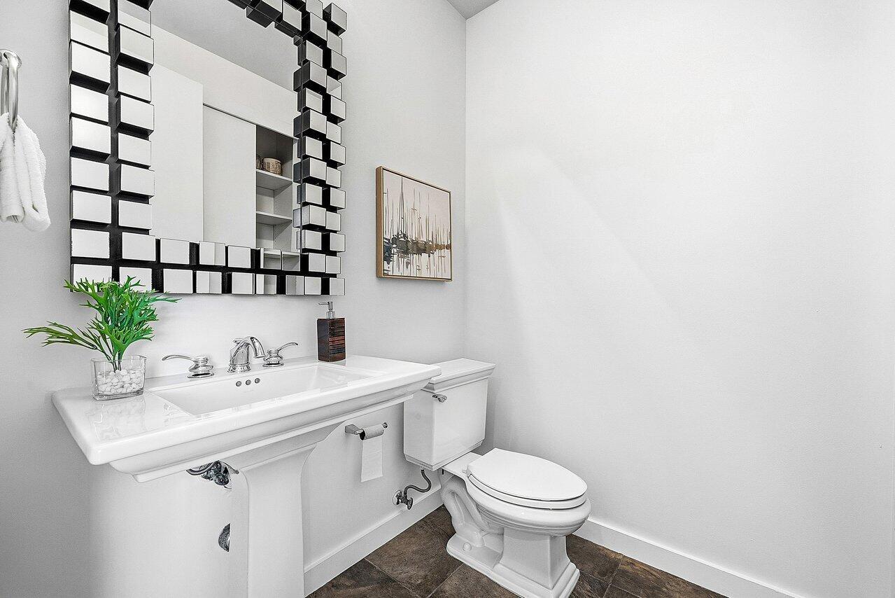 MERIDIAN DELRAY CONDO - Residential