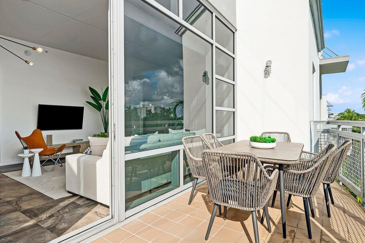 MERIDIAN DELRAY CONDO - Residential