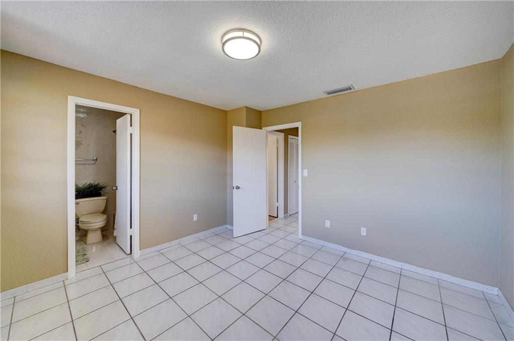 PARK TOWNHOMES CONDO - Residential