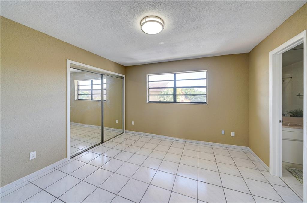 PARK TOWNHOMES CONDO - Residential